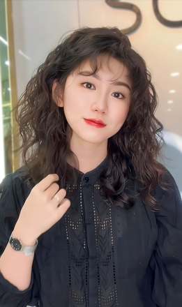 Kiểu tóc J vểnh