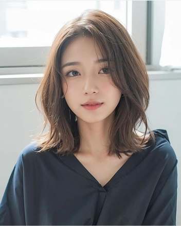 Kiểu tóc Xoăn C ngọn