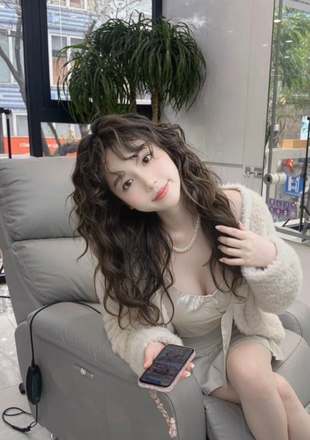 Kiểu tóc Uốn xoăn nhỏ
