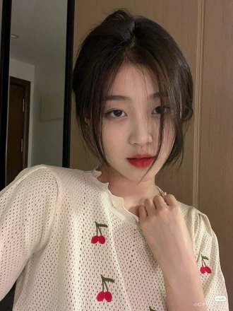Kiểu tóc Mái ốp