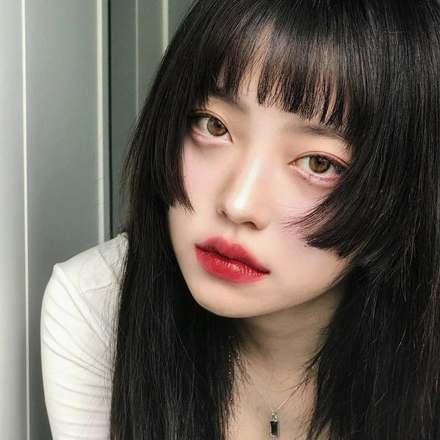 Kiểu tóc Hime · mái gặm